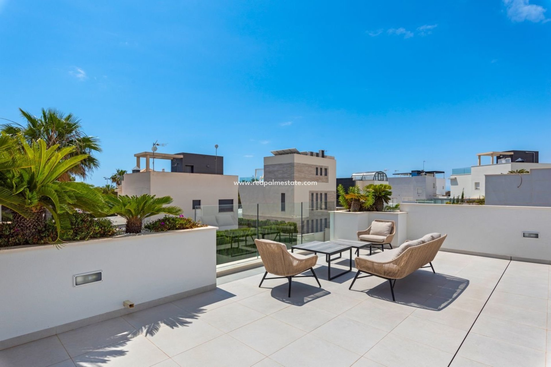 Återförsäljning - Fristående villa -
Orihuela Costa - Campoamor