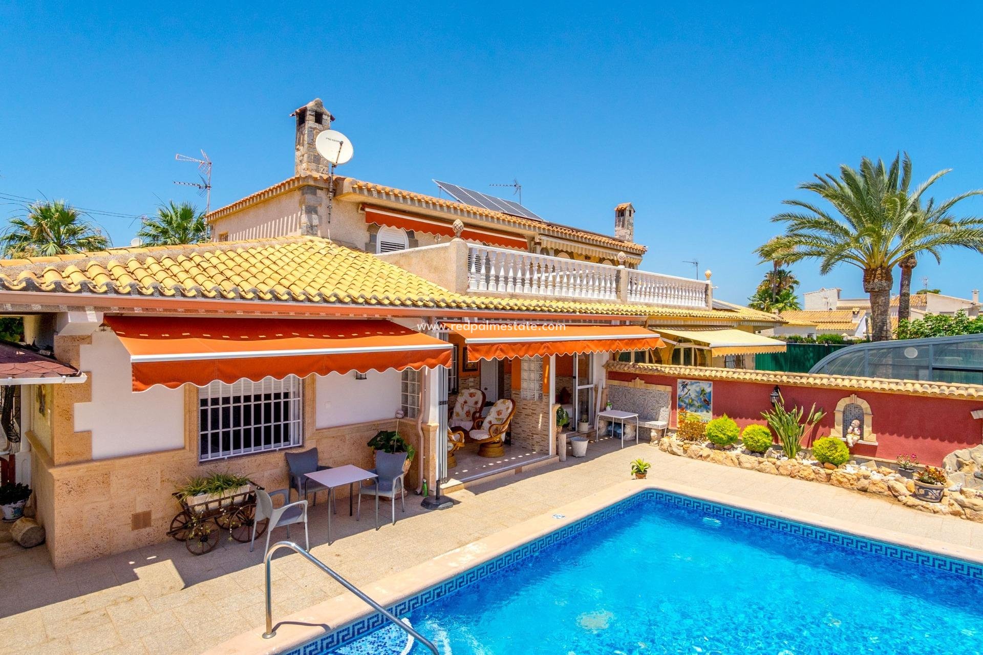 Återförsäljning - Fristående villa -
Orihuela Costa - Campoamor