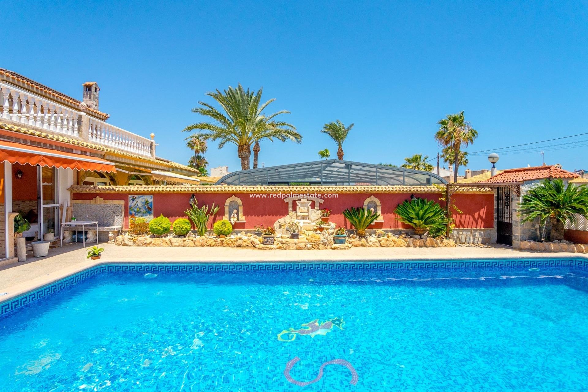 Återförsäljning - Fristående villa -
Orihuela Costa - Campoamor