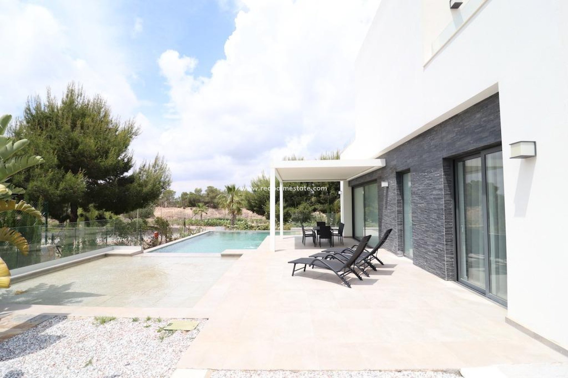 Återförsäljning - Fristående villa -
Orihuela Costa - Campoamor