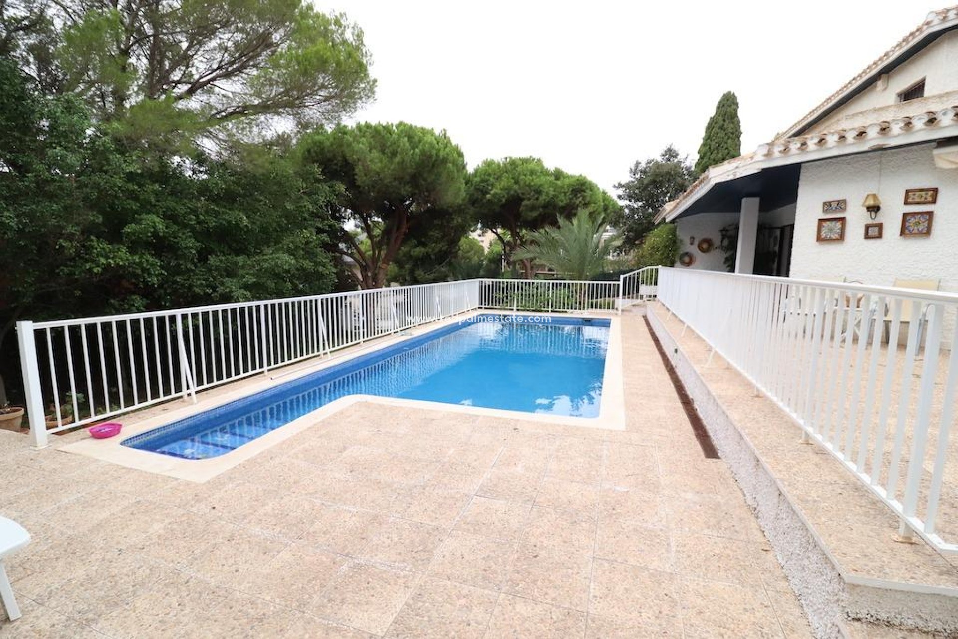 Återförsäljning - Fristående villa -
Orihuela Costa - Campoamor