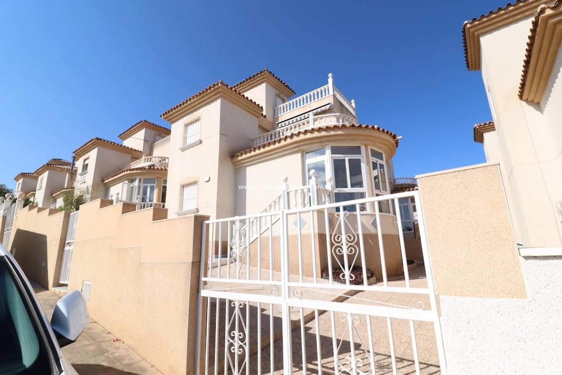 Återförsäljning - Fristående villa -
Orihuela Costa - Costa Blanca