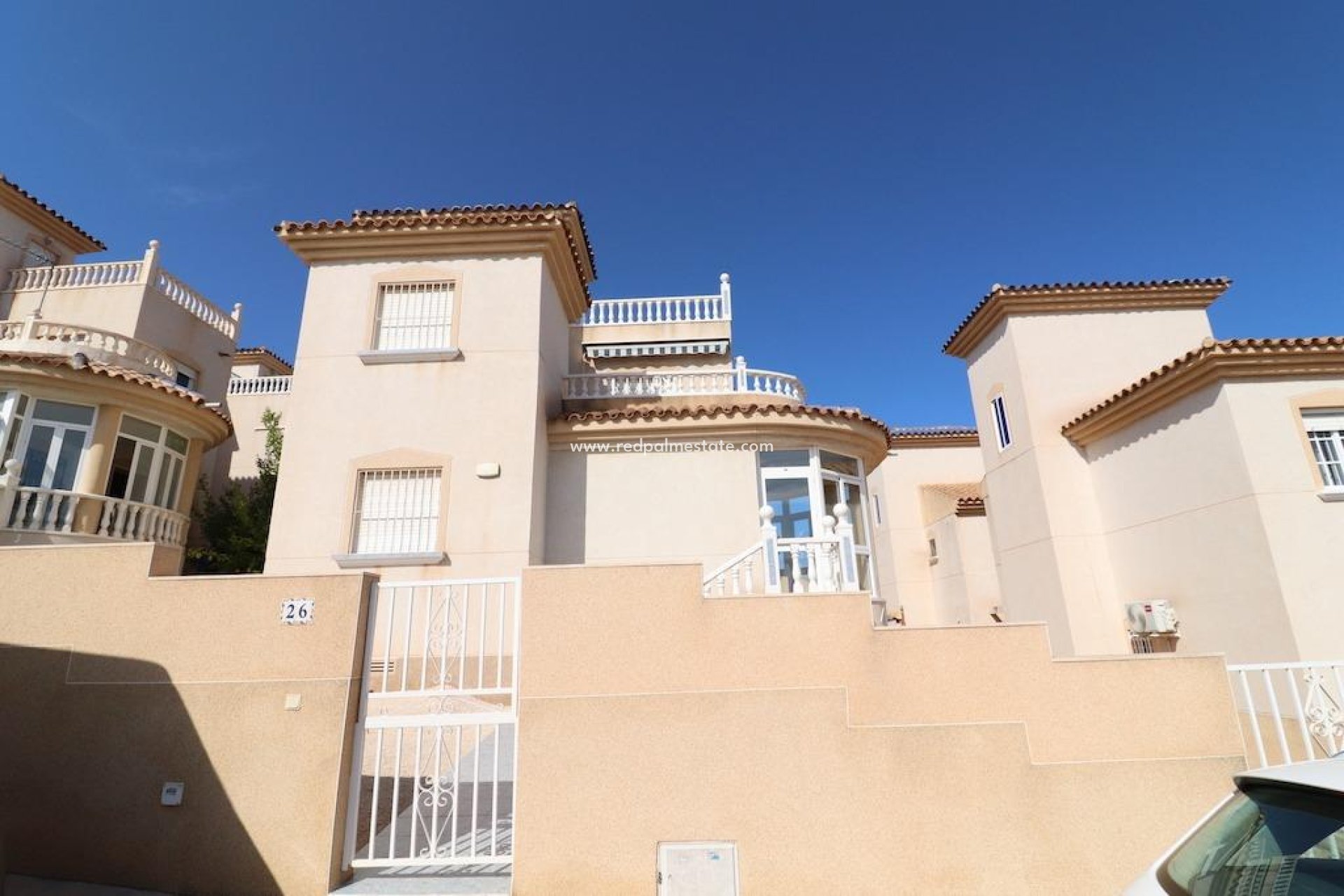 Återförsäljning - Fristående villa -
Orihuela Costa - Costa Blanca