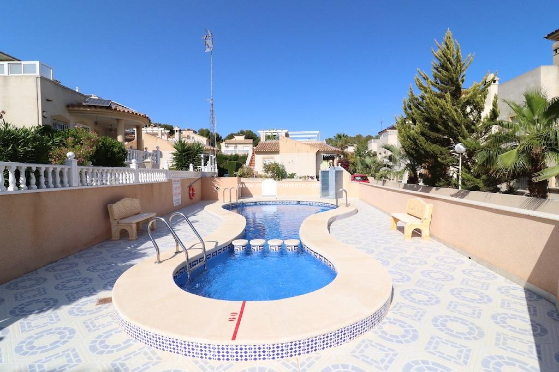 Återförsäljning - Fristående villa -
Orihuela Costa - Costa Blanca