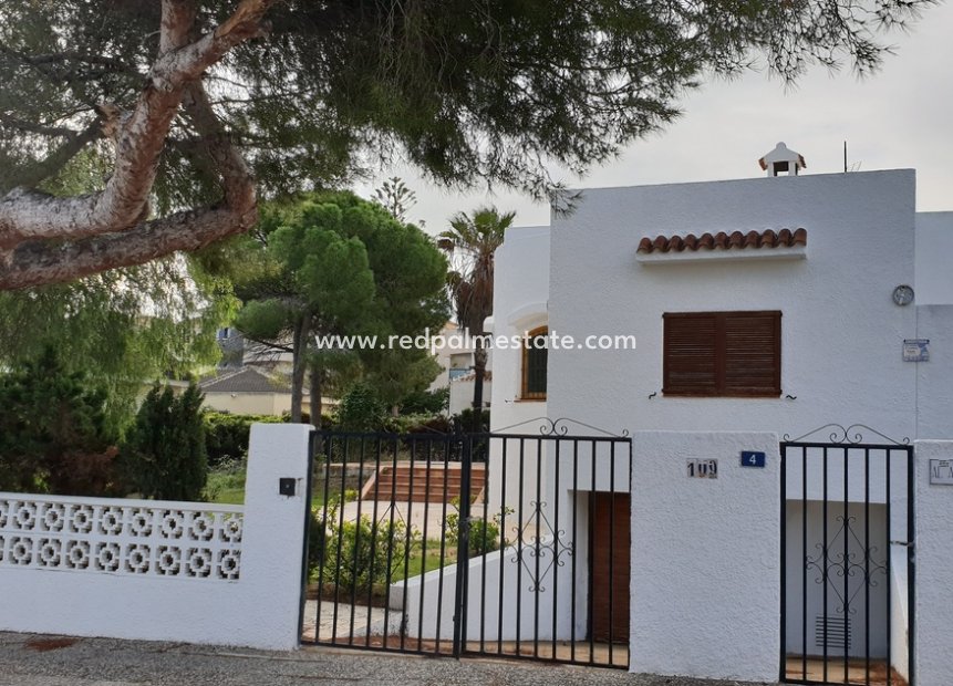 Återförsäljning - Fristående villa -
Orihuela Costa - Costa Blanca