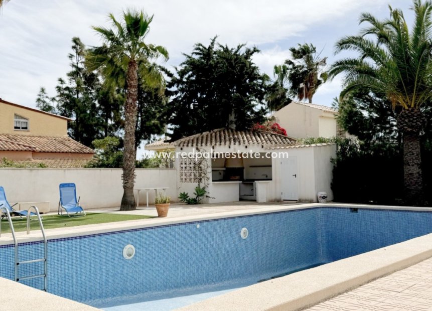 Återförsäljning - Fristående villa -
Orihuela Costa - Costa Blanca