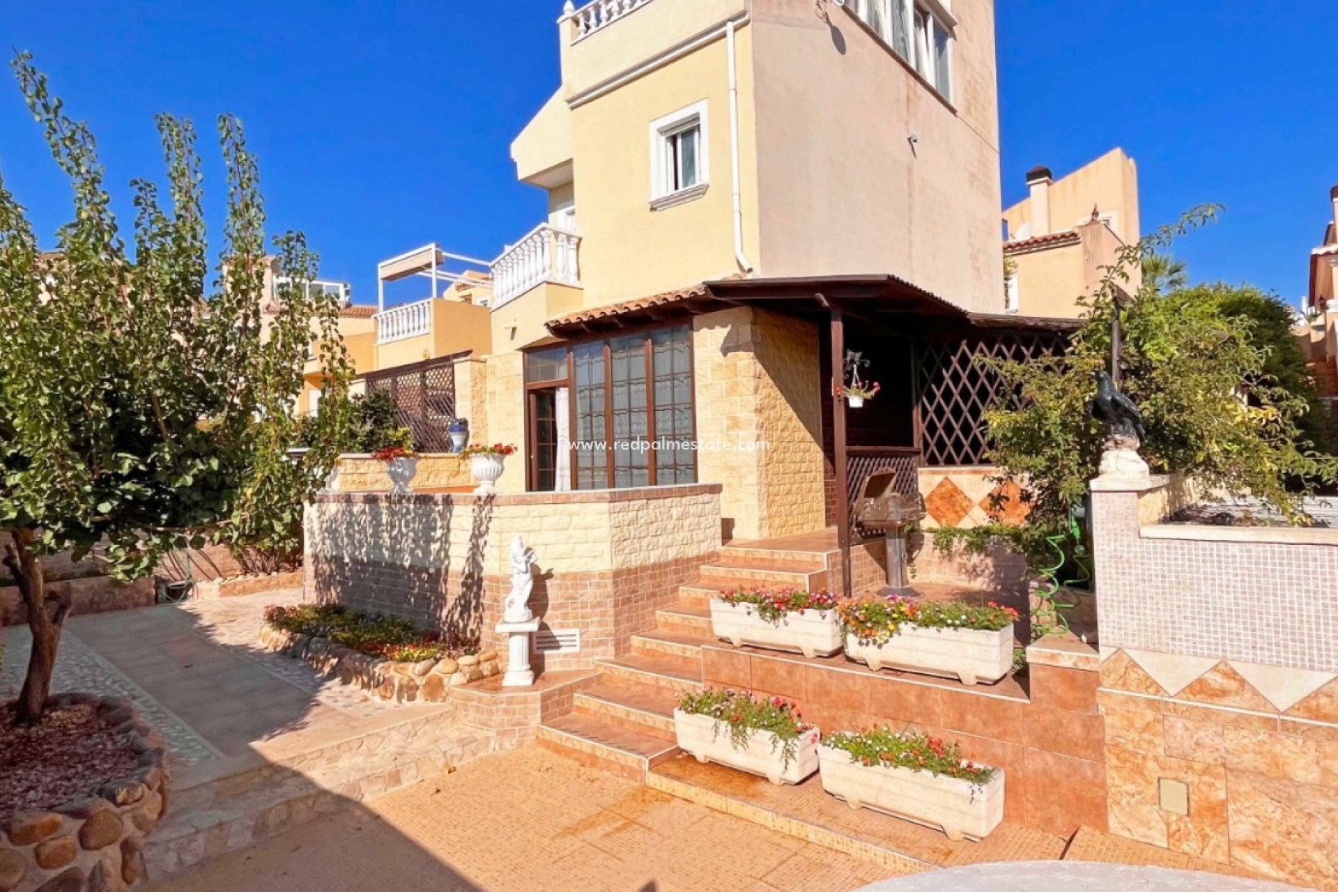 Återförsäljning - Fristående villa -
Orihuela Costa - Costa Blanca