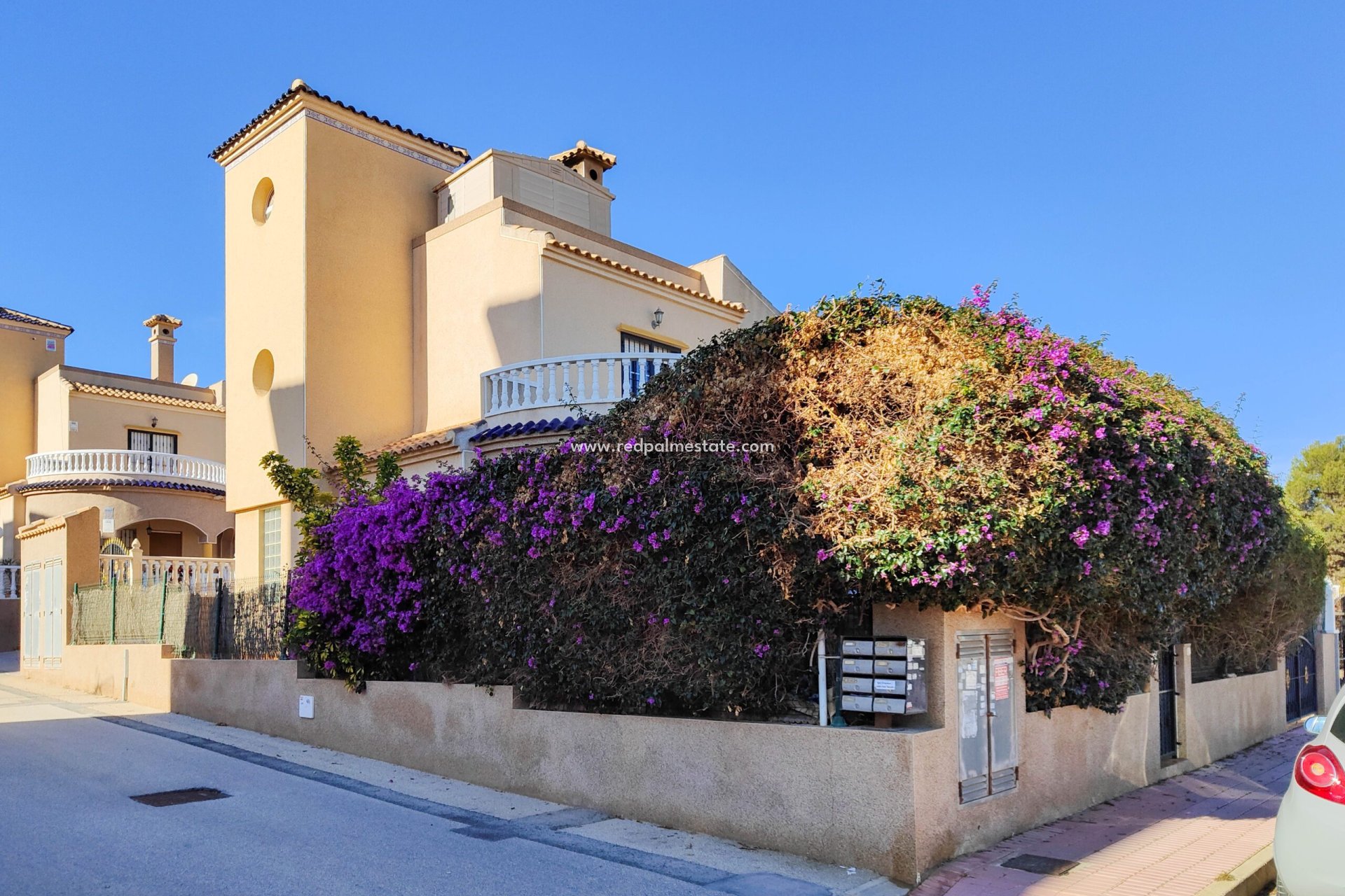 Återförsäljning - Fristående villa -
Orihuela Costa - Costa Blanca