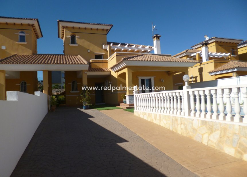 Återförsäljning - Fristående villa -
Orihuela Costa - Costa Blanca