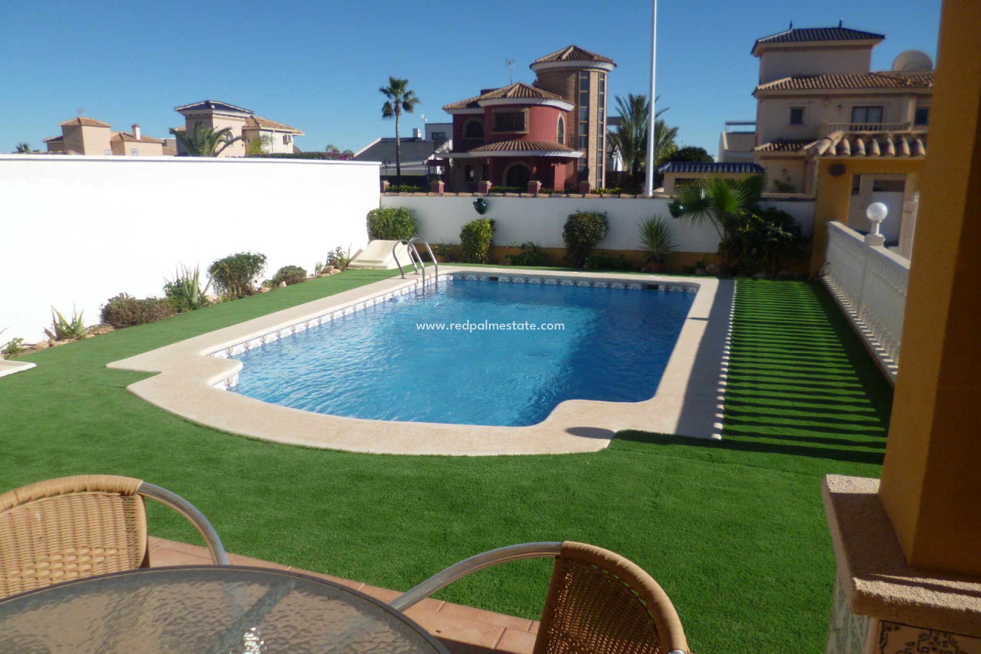 Återförsäljning - Fristående villa -
Orihuela Costa - Costa Blanca