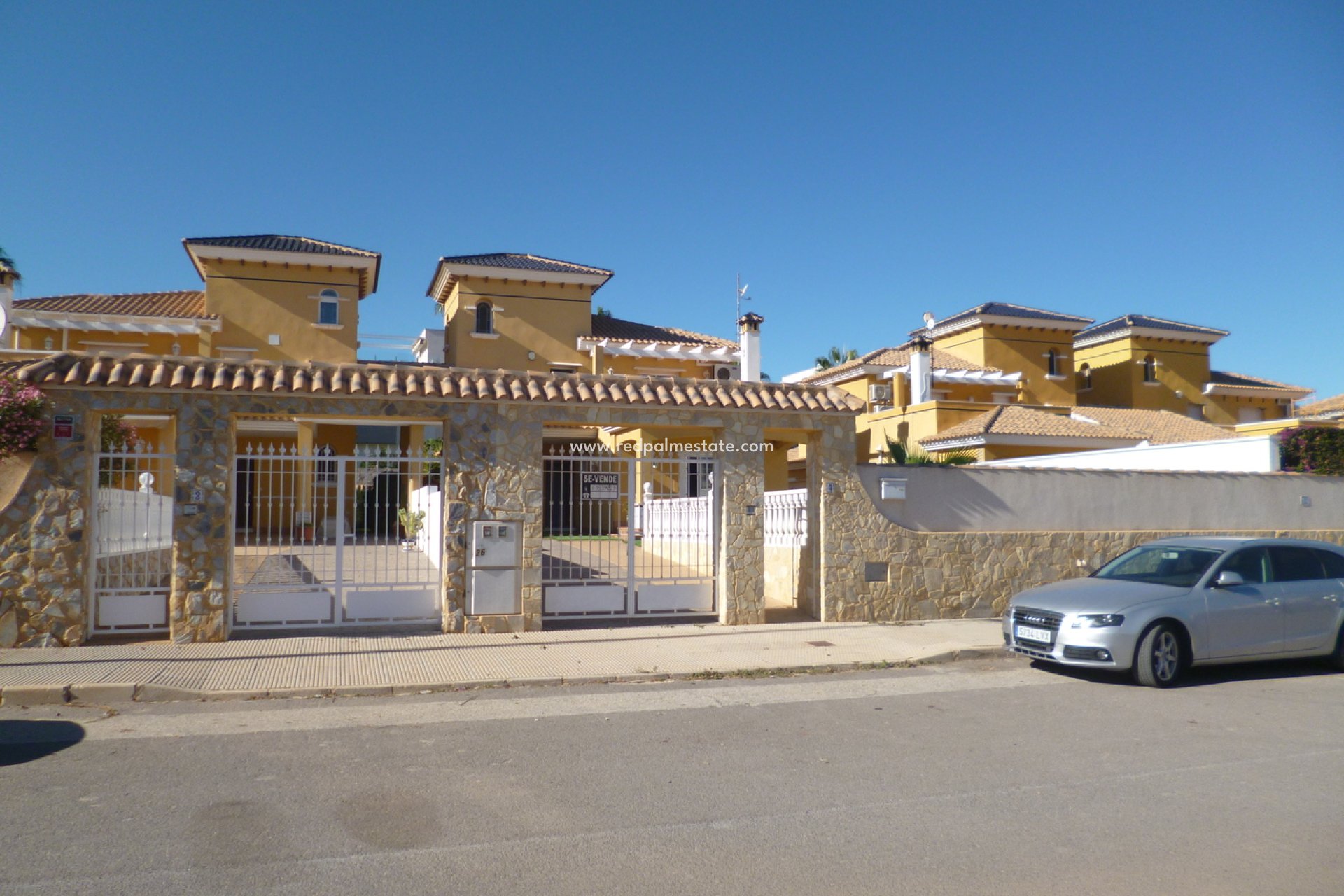 Återförsäljning - Fristående villa -
Orihuela Costa - Costa Blanca