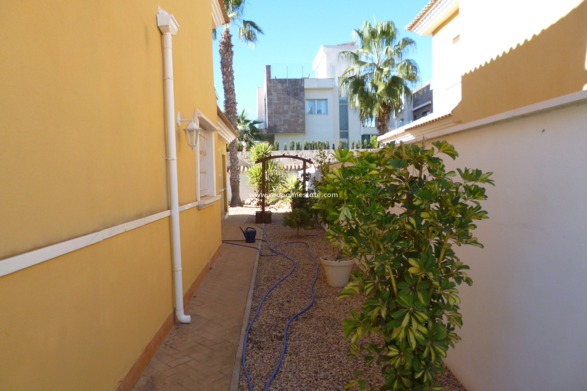 Återförsäljning - Fristående villa -
Orihuela Costa - Costa Blanca