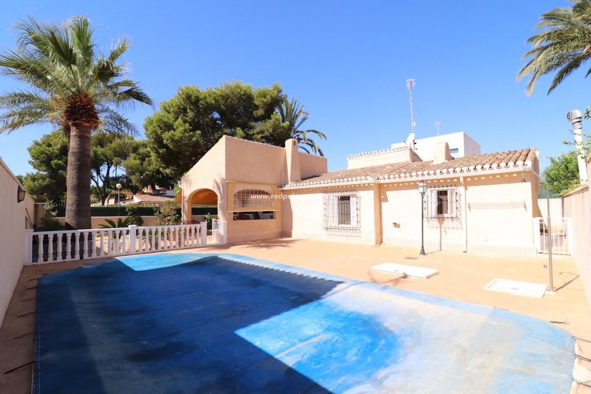 Återförsäljning - Fristående villa -
Orihuela Costa - Costa Blanca