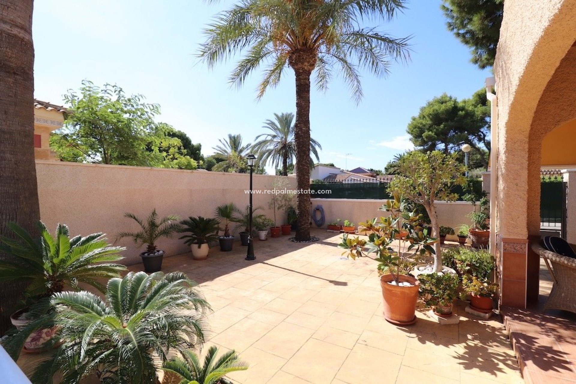 Återförsäljning - Fristående villa -
Orihuela Costa - Costa Blanca