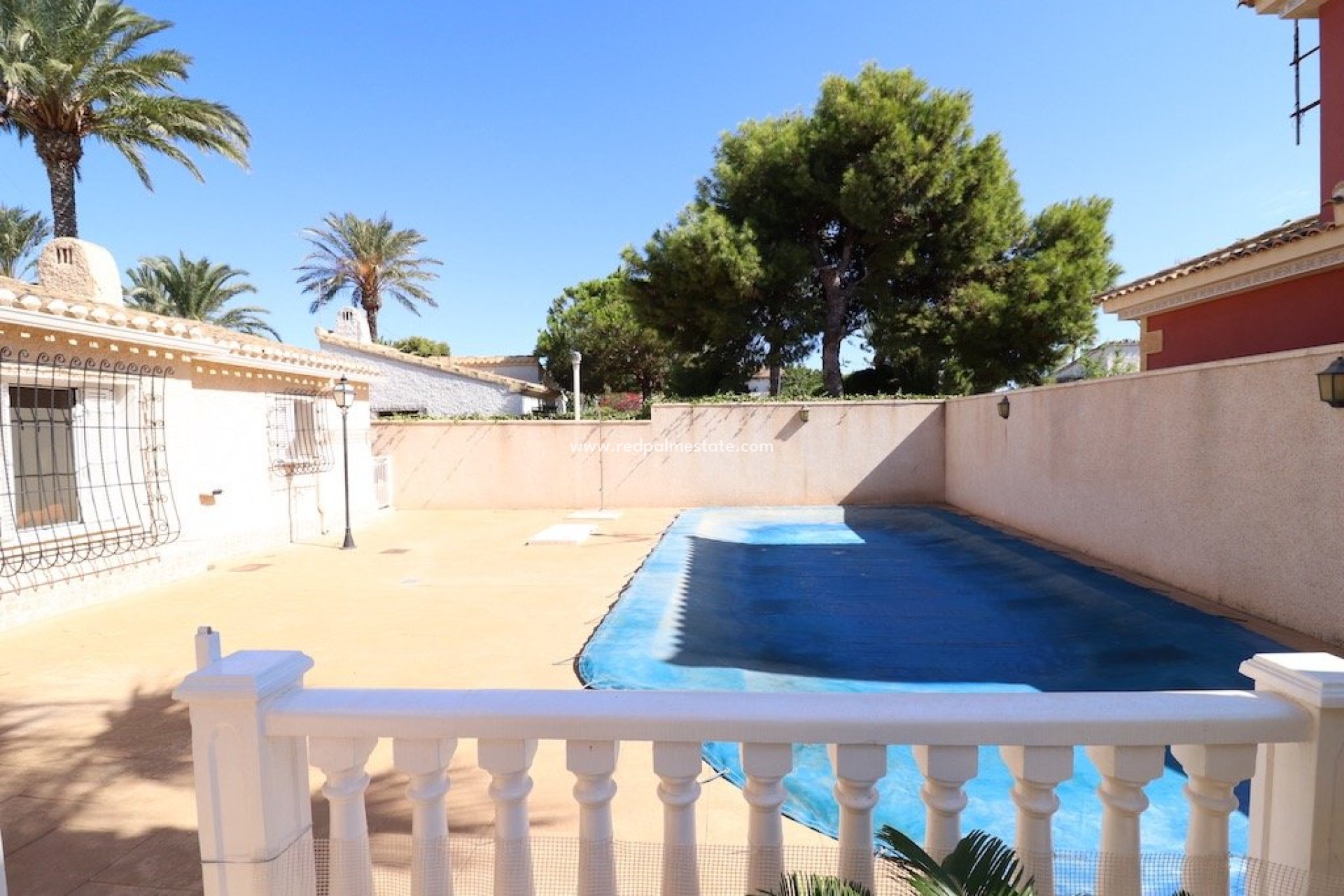 Återförsäljning - Fristående villa -
Orihuela Costa - Costa Blanca