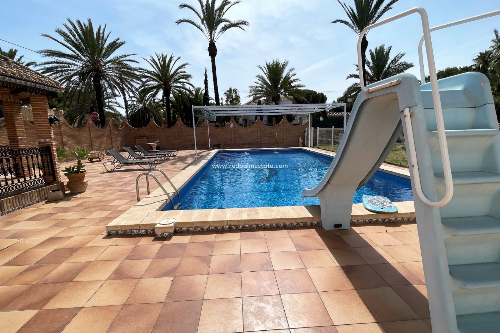 Återförsäljning - Fristående villa -
Orihuela Costa - Costa Blanca