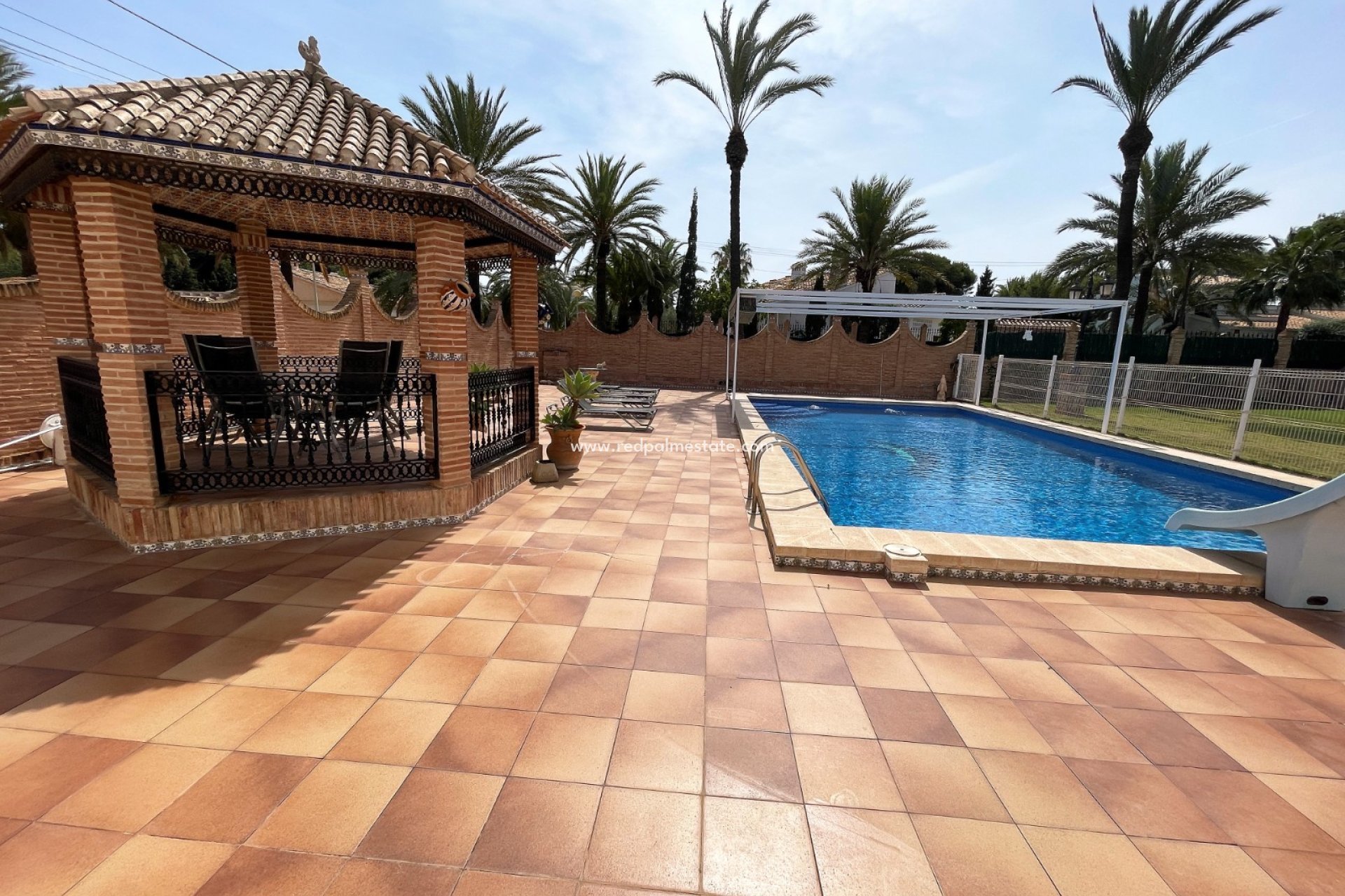 Återförsäljning - Fristående villa -
Orihuela Costa - Costa Blanca