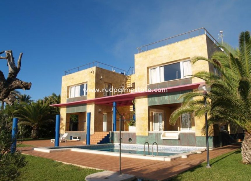 Återförsäljning - Fristående villa -
Orihuela Costa - Costa Blanca