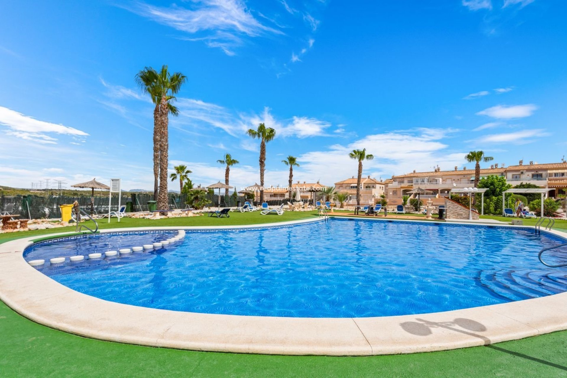 Återförsäljning - Fristående villa -
Orihuela Costa - Costa Blanca