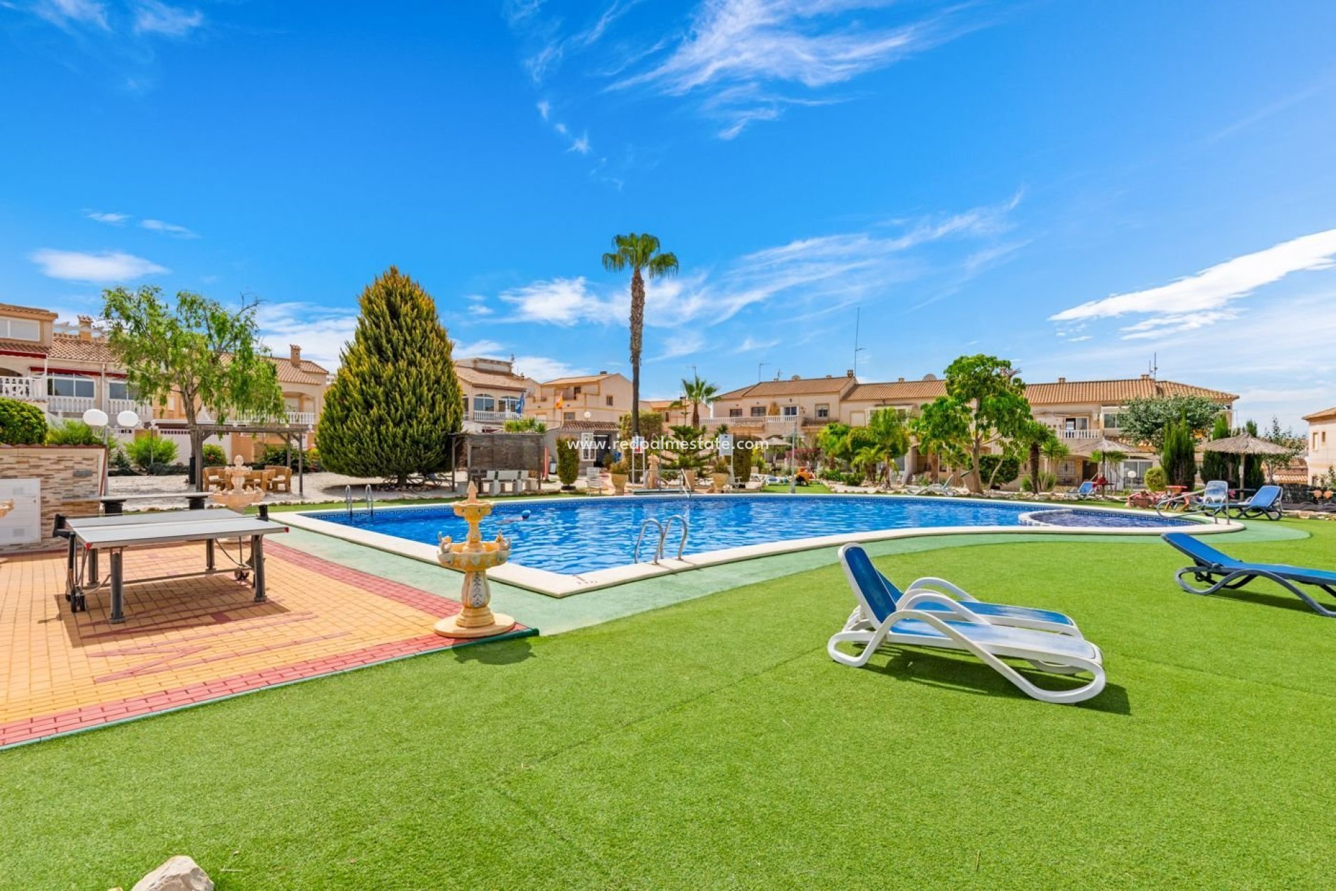 Återförsäljning - Fristående villa -
Orihuela Costa - Costa Blanca