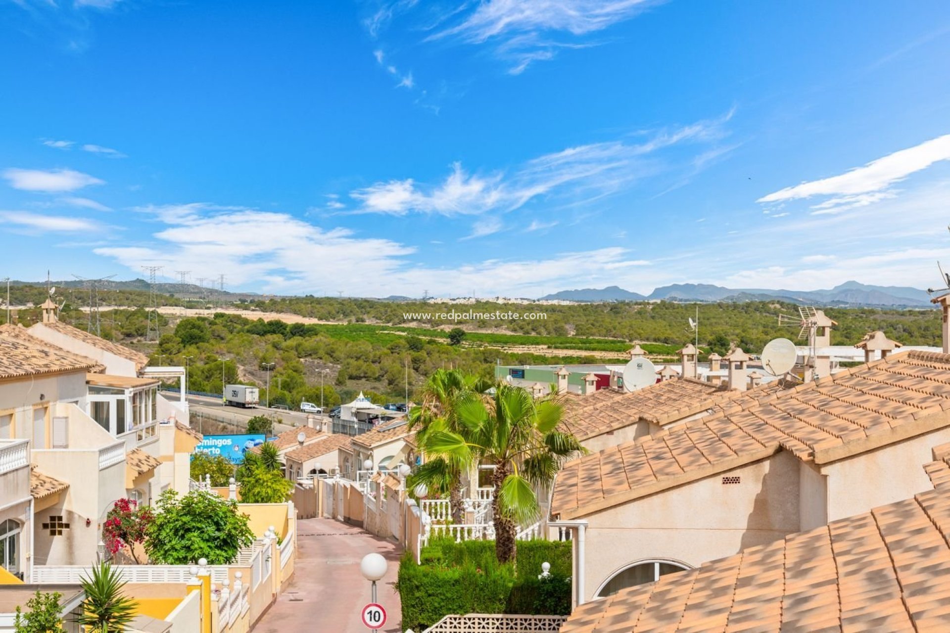 Återförsäljning - Fristående villa -
Orihuela Costa - Costa Blanca