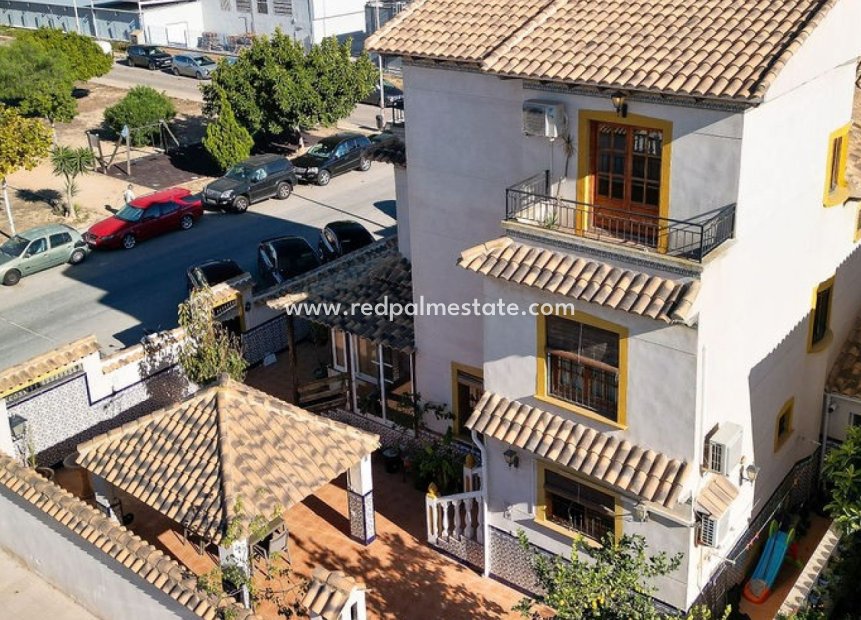 Återförsäljning - Fristående villa -
Orihuela Costa - Costa Blanca