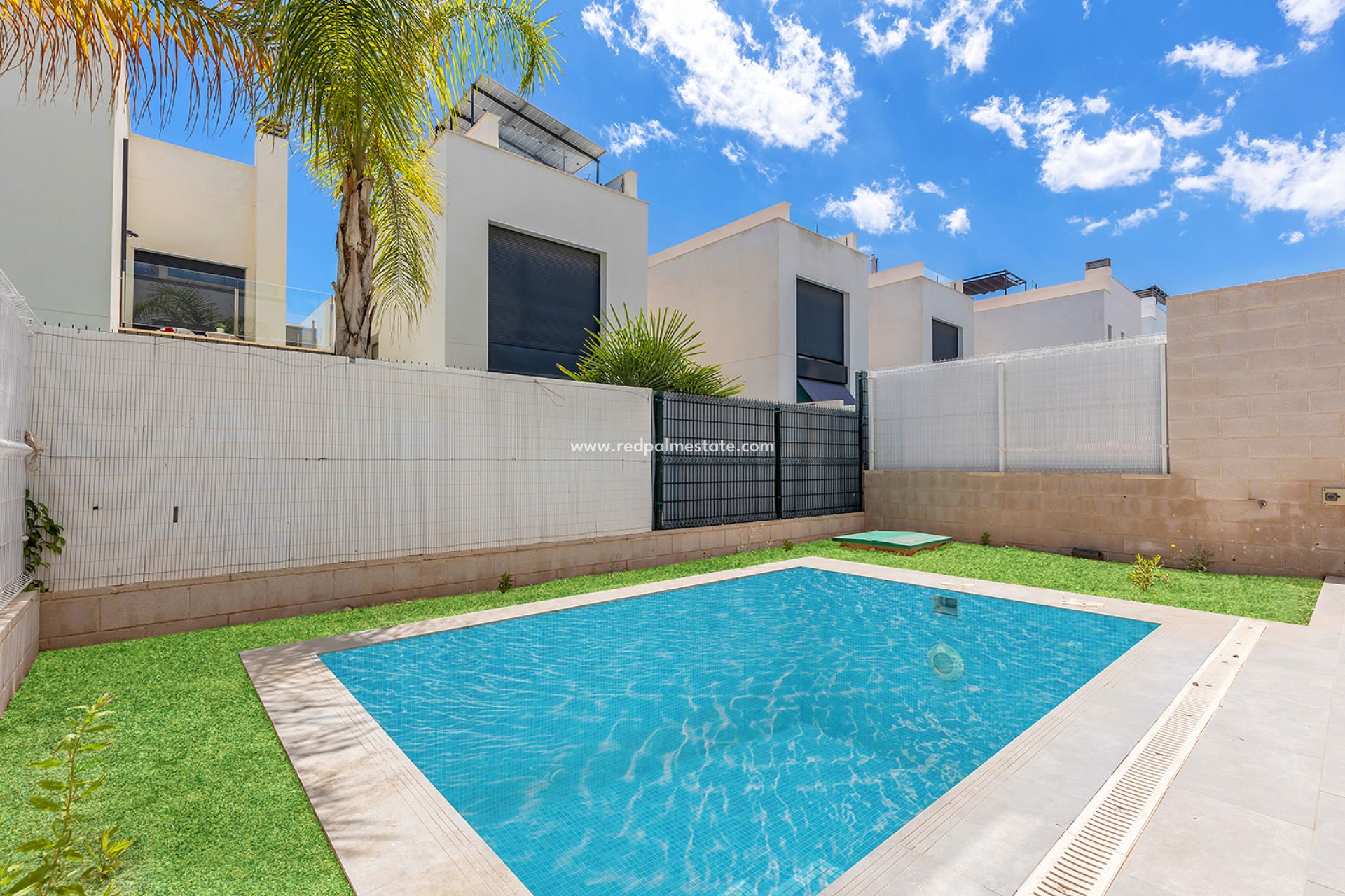 Återförsäljning - Fristående villa -
Orihuela Costa - Costa Blanca