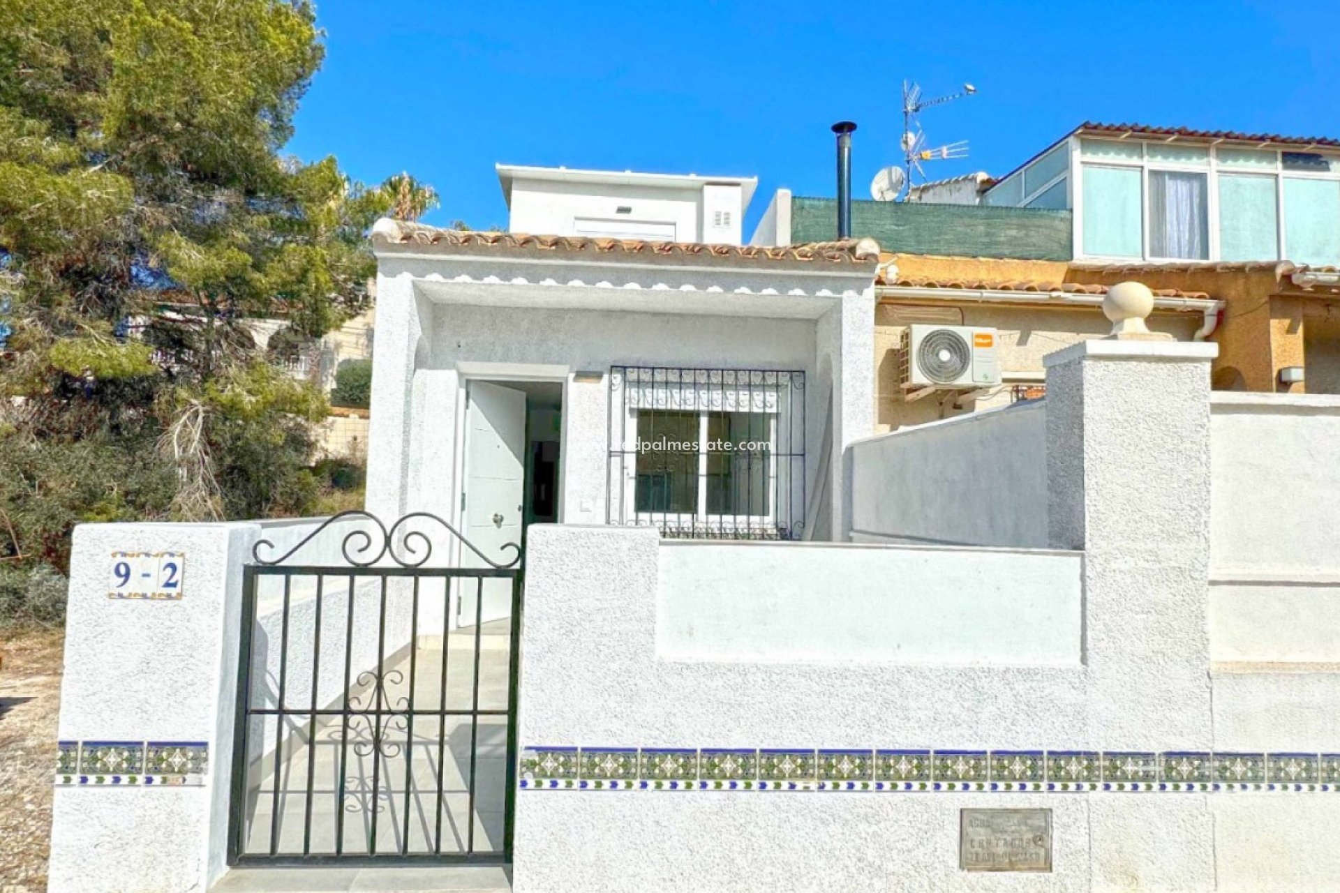 Återförsäljning - Fristående villa -
Orihuela Costa - Costa Blanca