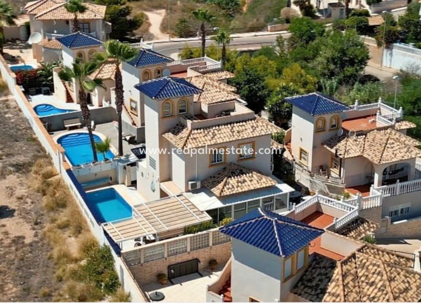 Återförsäljning - Fristående villa -
Orihuela Costa - Costa Blanca