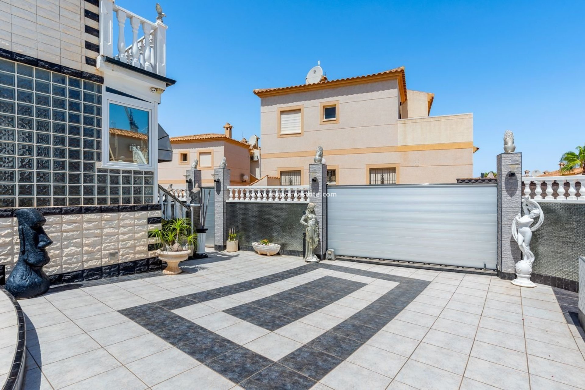 Återförsäljning - Fristående villa -
Orihuela Costa - Costa Blanca