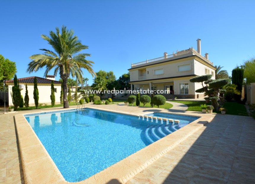 Återförsäljning - Fristående villa -
Orihuela Costa - Costa Blanca