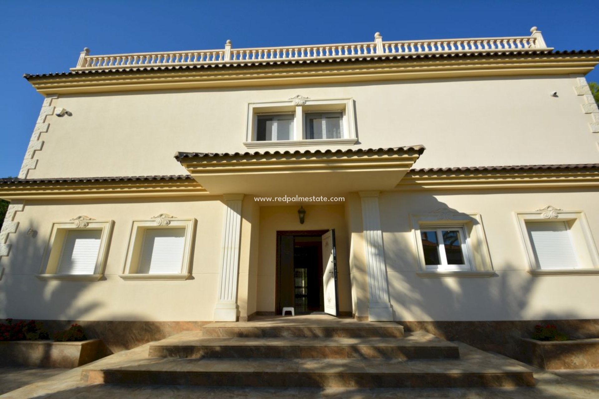 Återförsäljning - Fristående villa -
Orihuela Costa - Costa Blanca