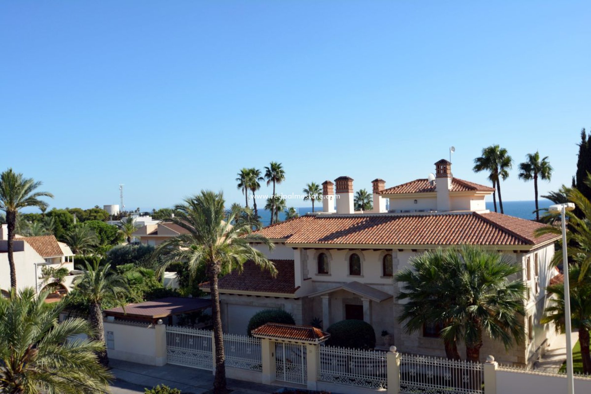 Återförsäljning - Fristående villa -
Orihuela Costa - Costa Blanca