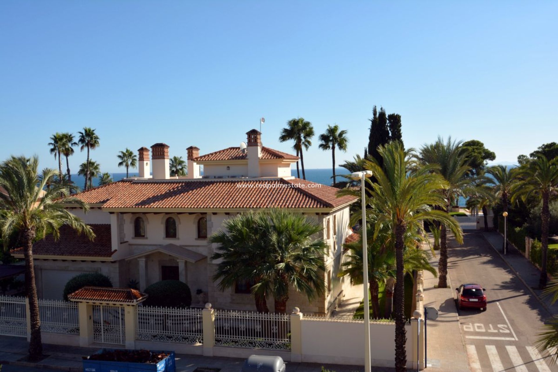 Återförsäljning - Fristående villa -
Orihuela Costa - Costa Blanca