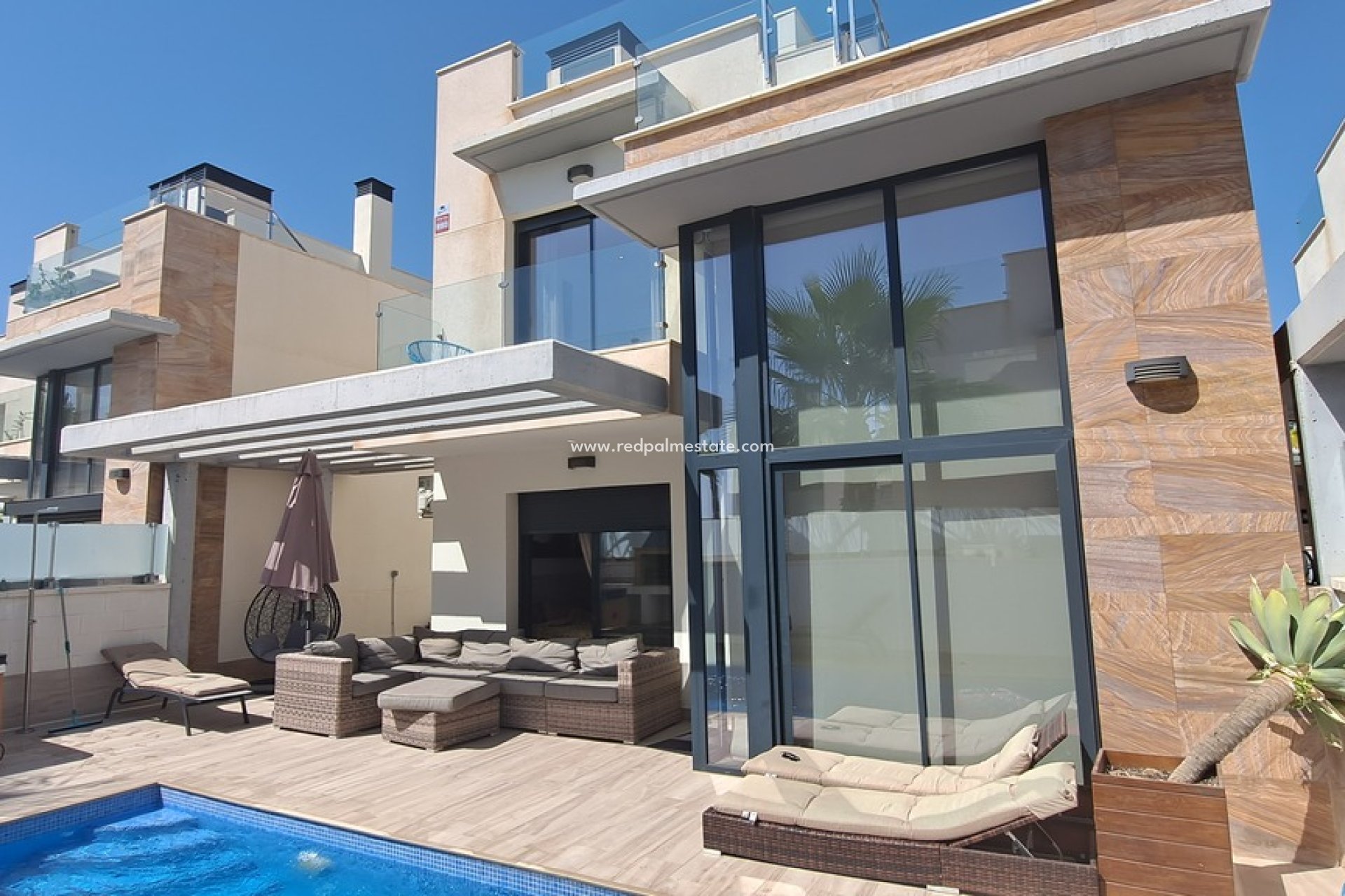 Återförsäljning - Fristående villa -
Orihuela Costa - Costa Blanca