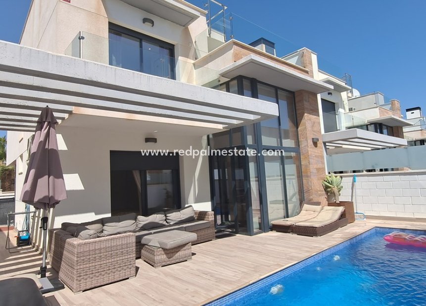 Återförsäljning - Fristående villa -
Orihuela Costa - Costa Blanca