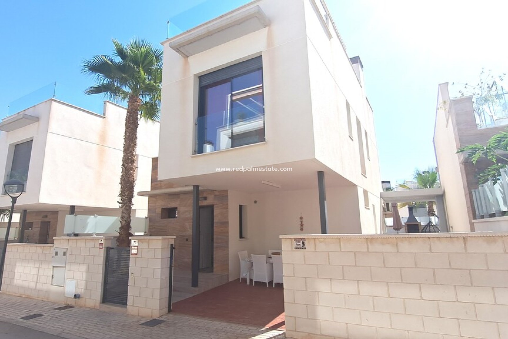 Återförsäljning - Fristående villa -
Orihuela Costa - Costa Blanca