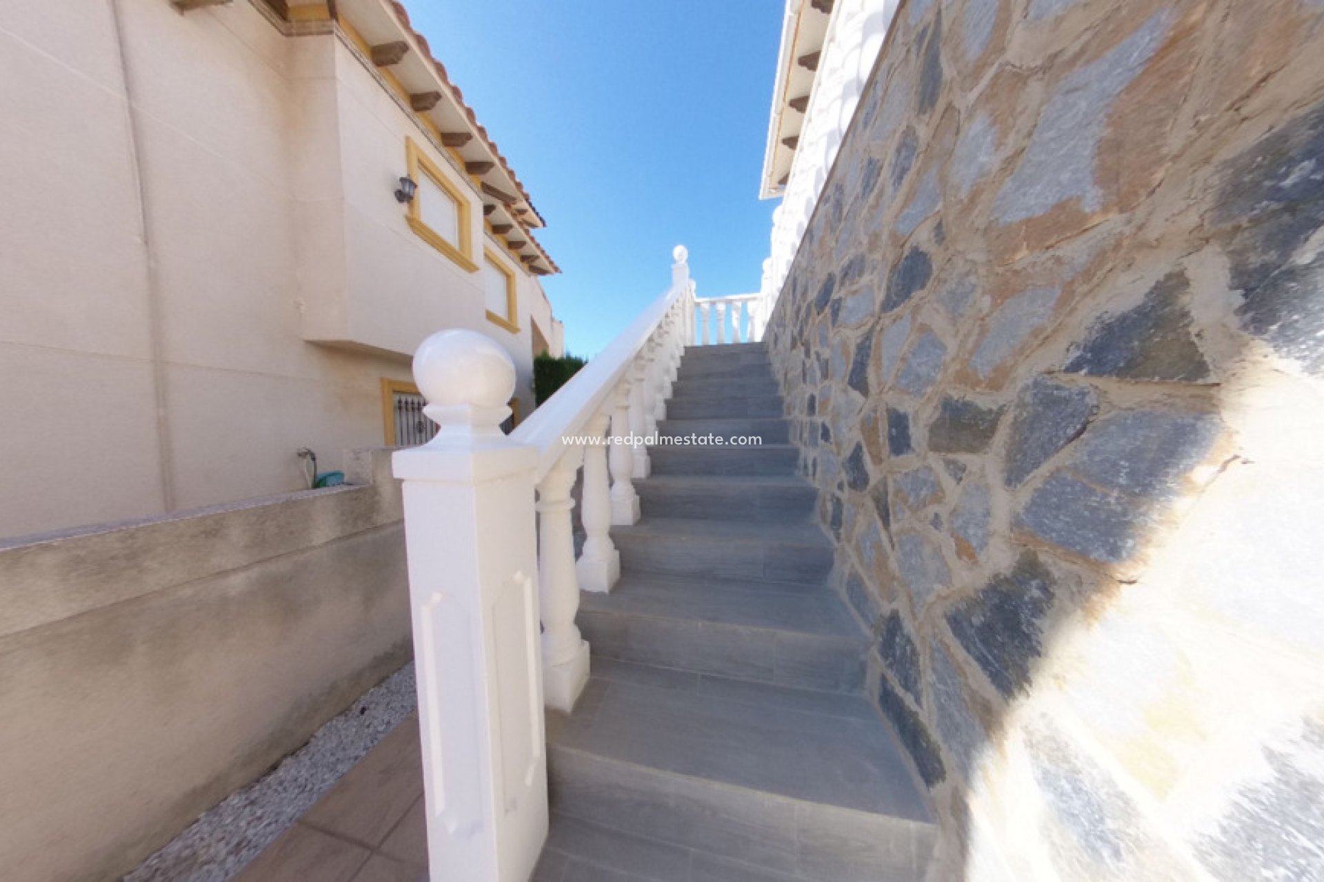 Återförsäljning - Fristående villa -
Orihuela Costa - Costa Blanca