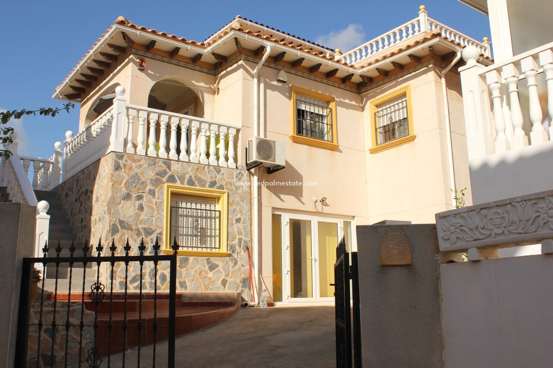 Återförsäljning - Fristående villa -
Orihuela Costa - Costa Blanca