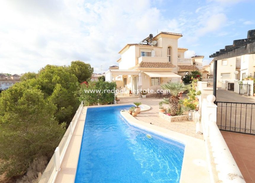 Återförsäljning - Fristående villa -
Orihuela Costa - Costa Blanca