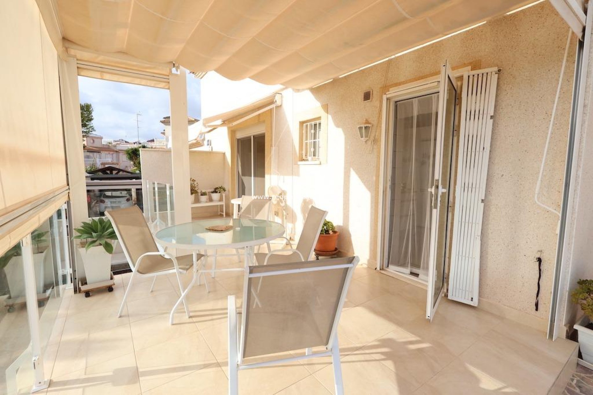 Återförsäljning - Fristående villa -
Orihuela Costa - Costa Blanca