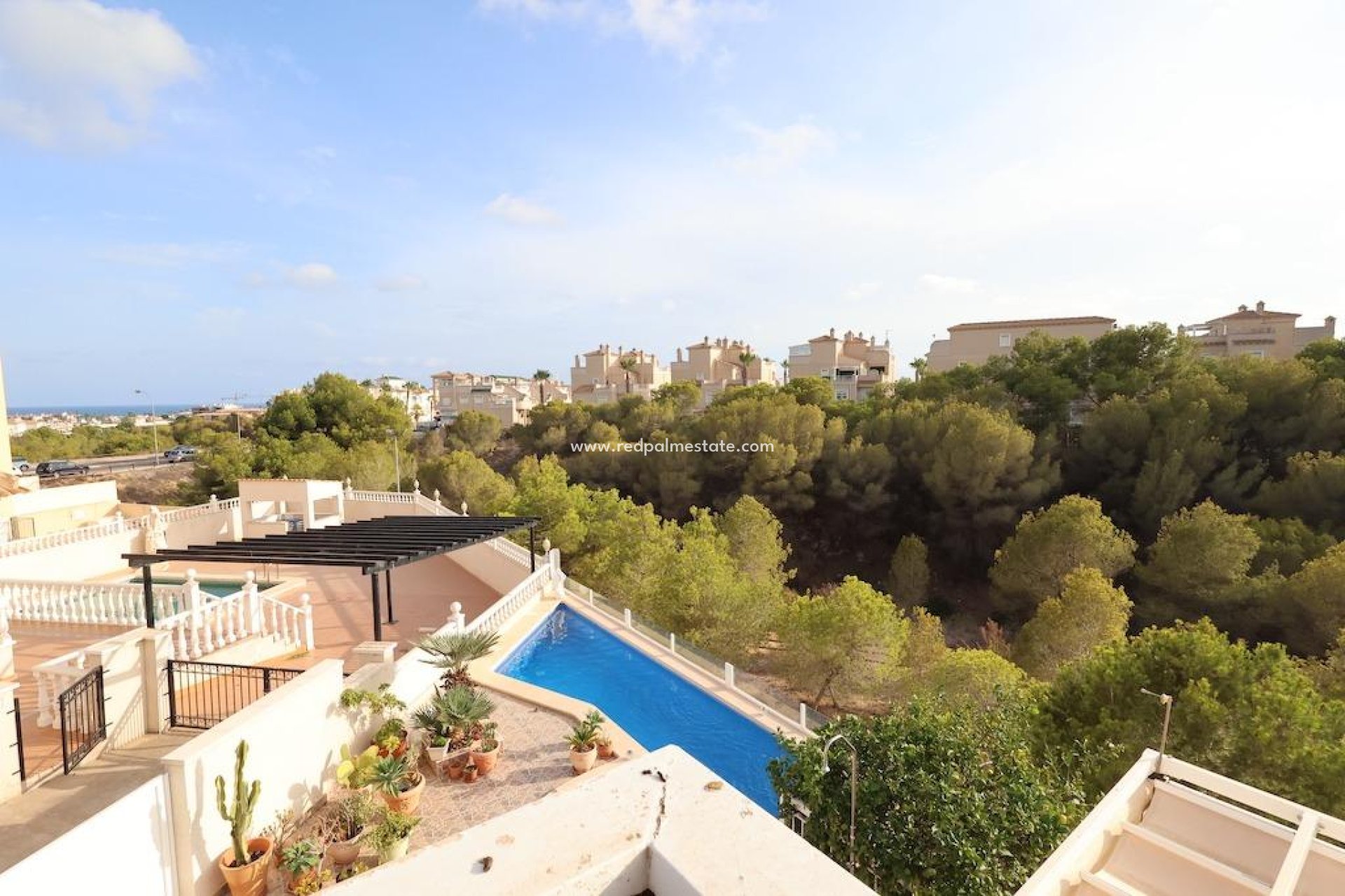 Återförsäljning - Fristående villa -
Orihuela Costa - Costa Blanca