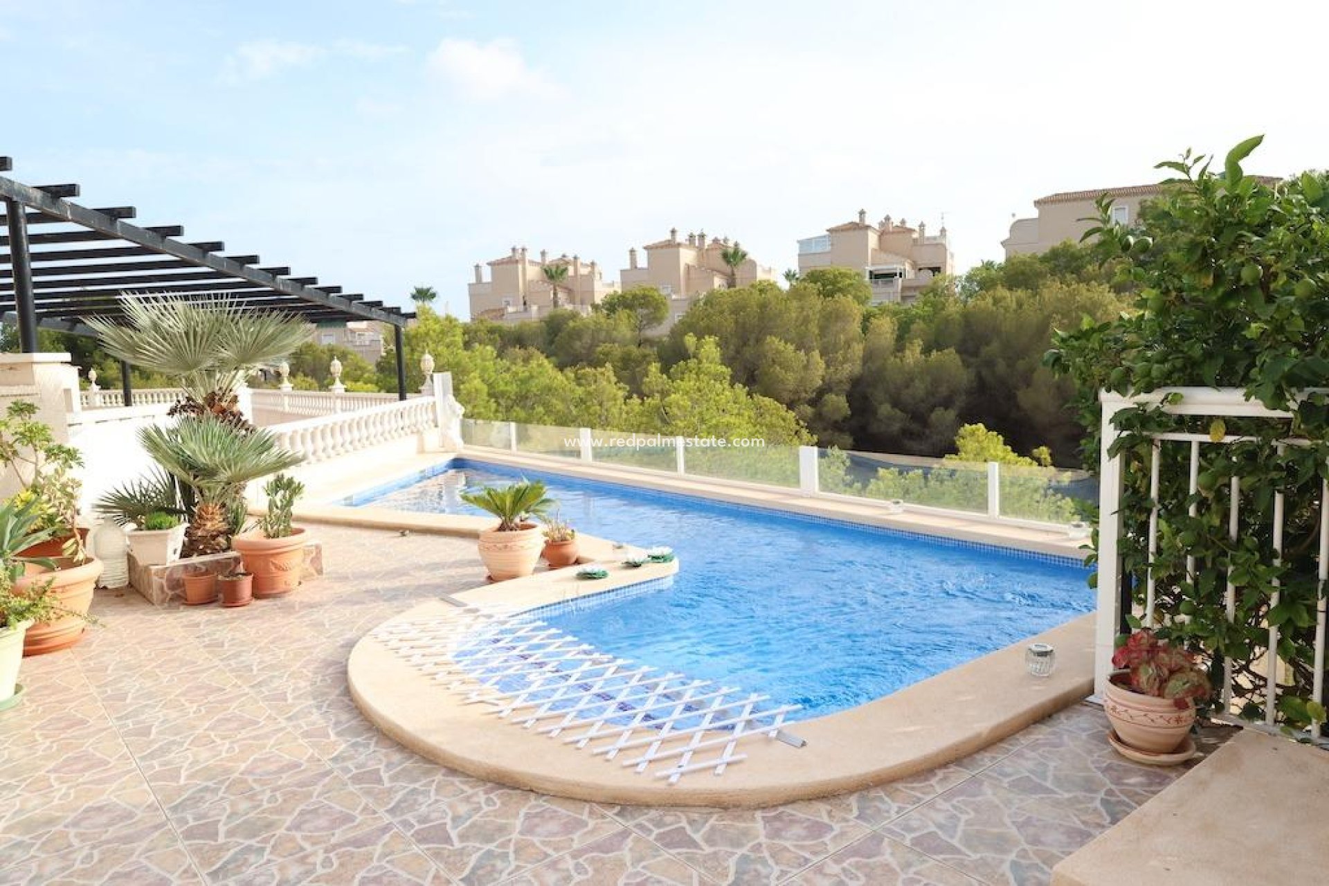 Återförsäljning - Fristående villa -
Orihuela Costa - Costa Blanca