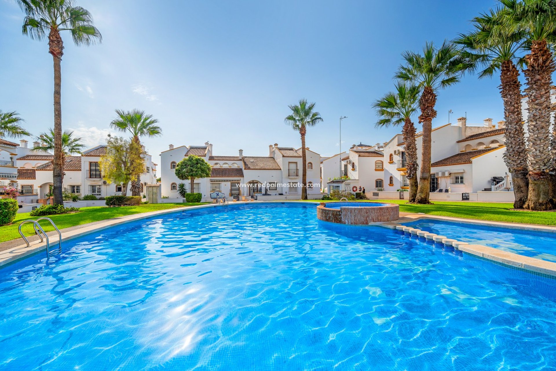 Återförsäljning - Fristående villa -
Orihuela Costa - Costa Blanca