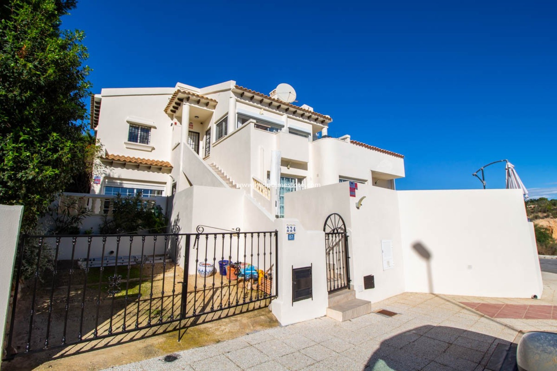 Återförsäljning - Fristående villa -
Orihuela Costa - Costa Blanca