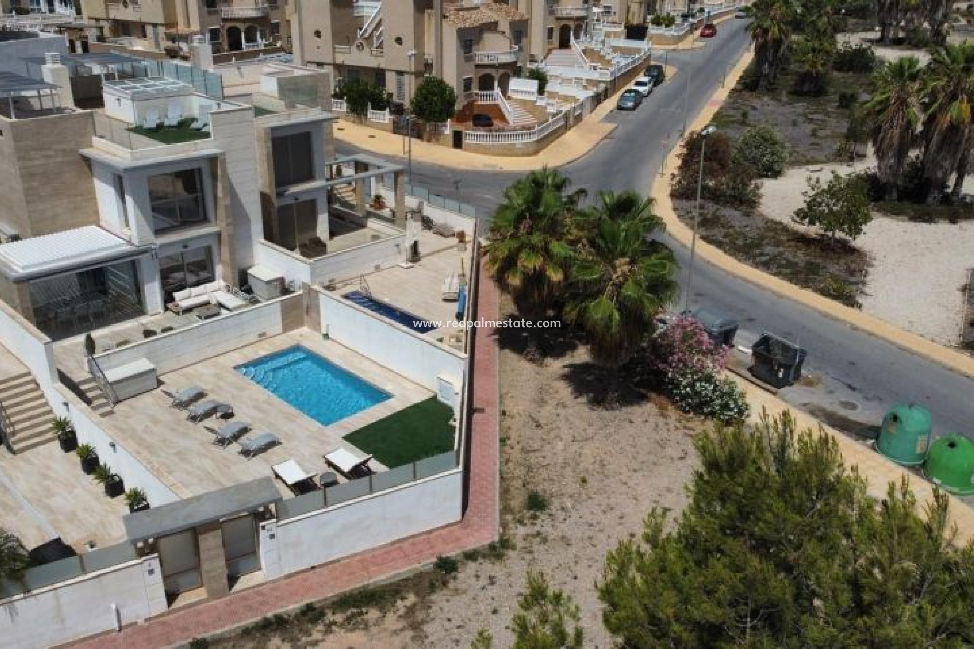 Återförsäljning - Fristående villa -
Orihuela Costa - Costa Blanca