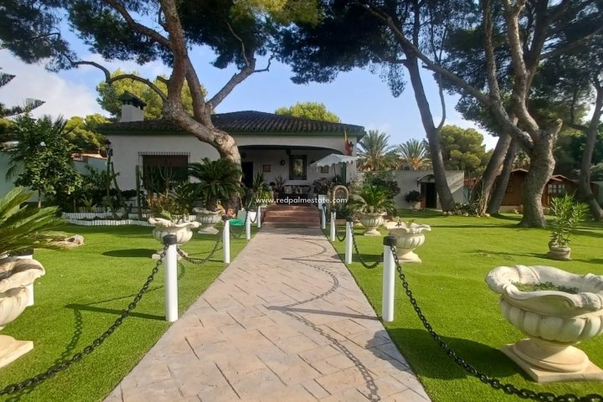 Återförsäljning - Fristående villa -
Orihuela Costa - Costa Blanca