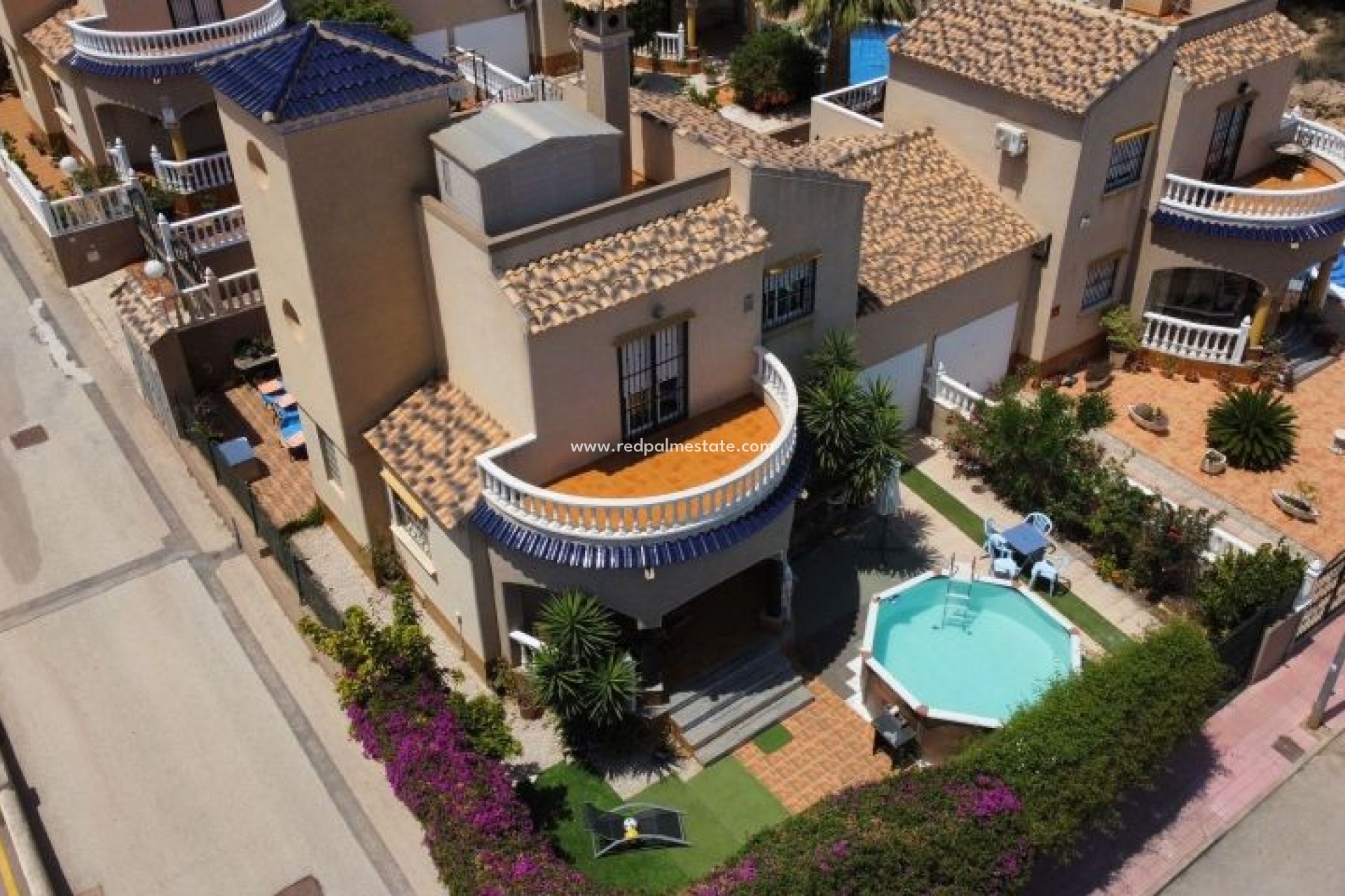 Återförsäljning - Fristående villa -
Orihuela Costa - Costa Blanca