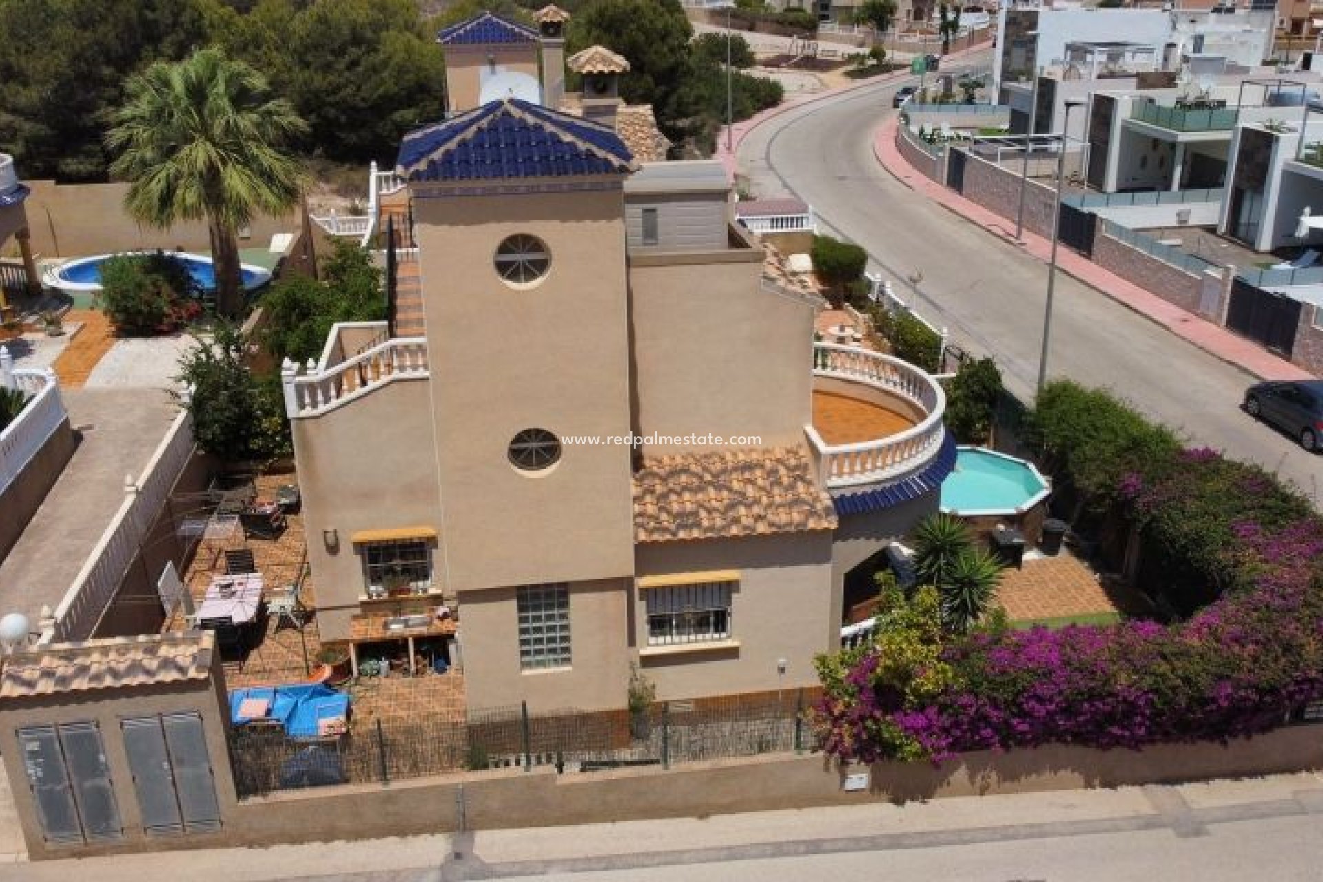 Återförsäljning - Fristående villa -
Orihuela Costa - Costa Blanca