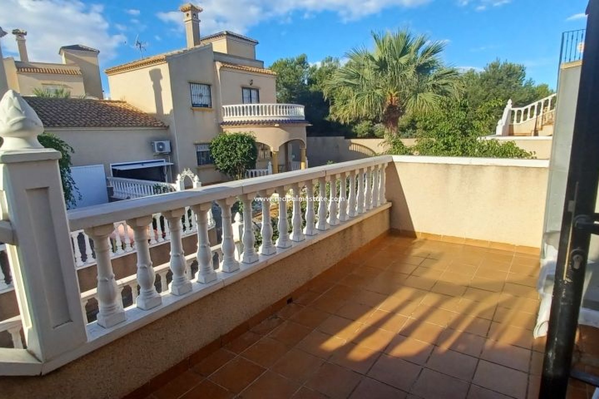 Återförsäljning - Fristående villa -
Orihuela Costa - Costa Blanca